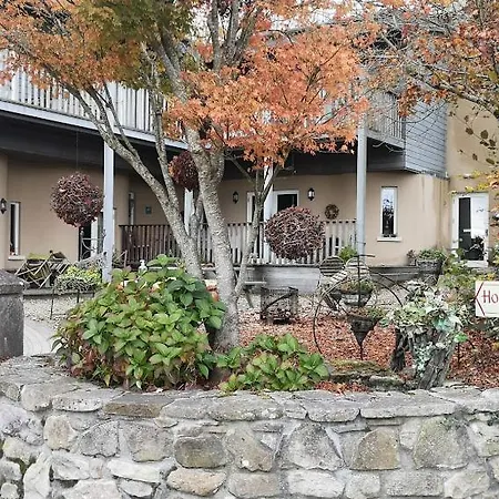 ロッジ The Three Towers Eco Lodge