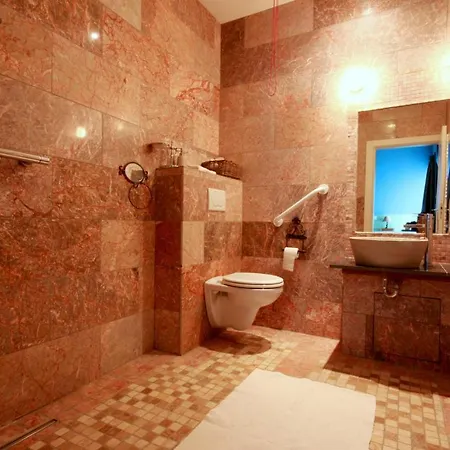 The Three Towers Eco Lodge ラウレア